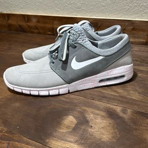 Nike Janoski barely worn.